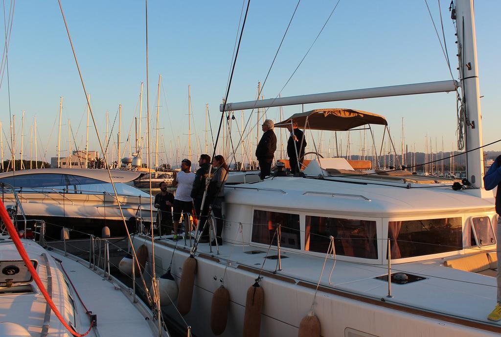 Catamarano Mauticat Hotel Pescara Exterior photo